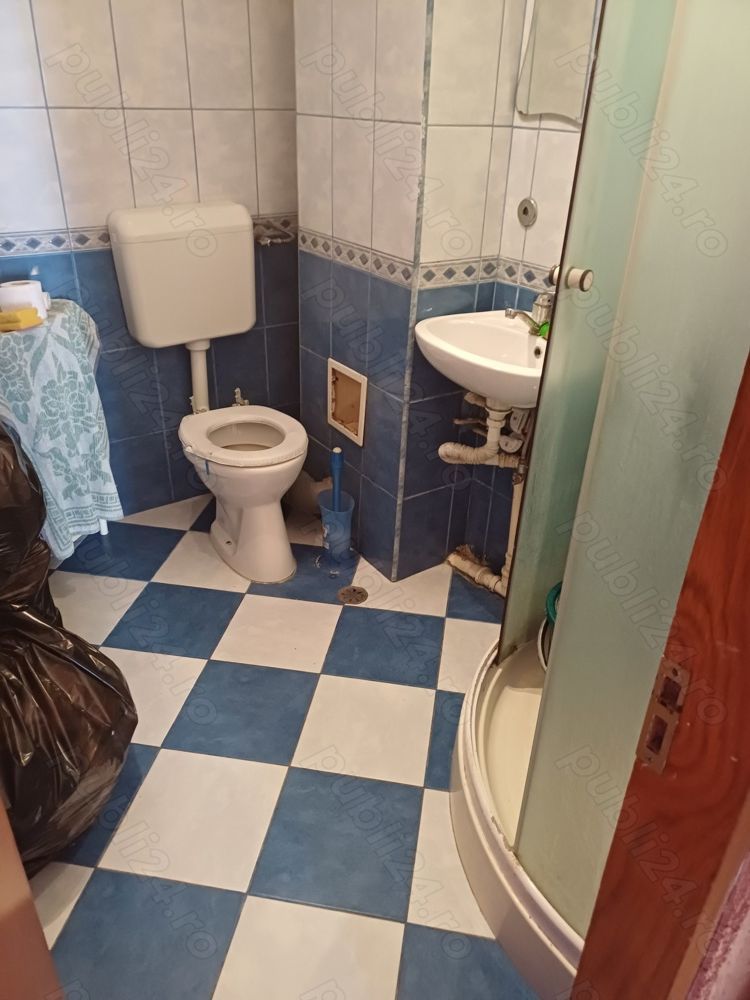 Vând apartament 4 camere - Poză 8