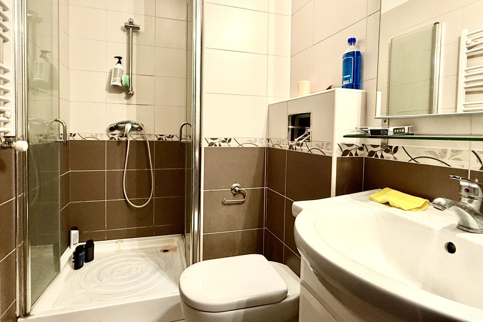 Garsonieră zona Aviatiei-Aerogarii, cu loc de parcare inclus - Poză 3