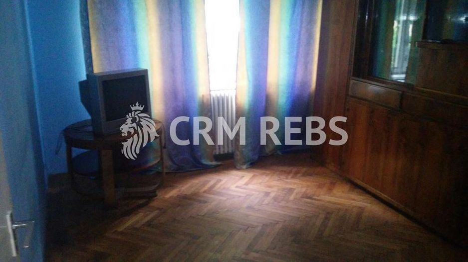 Apartament cu 3 camere de vânzare în zona Central - Poză 2