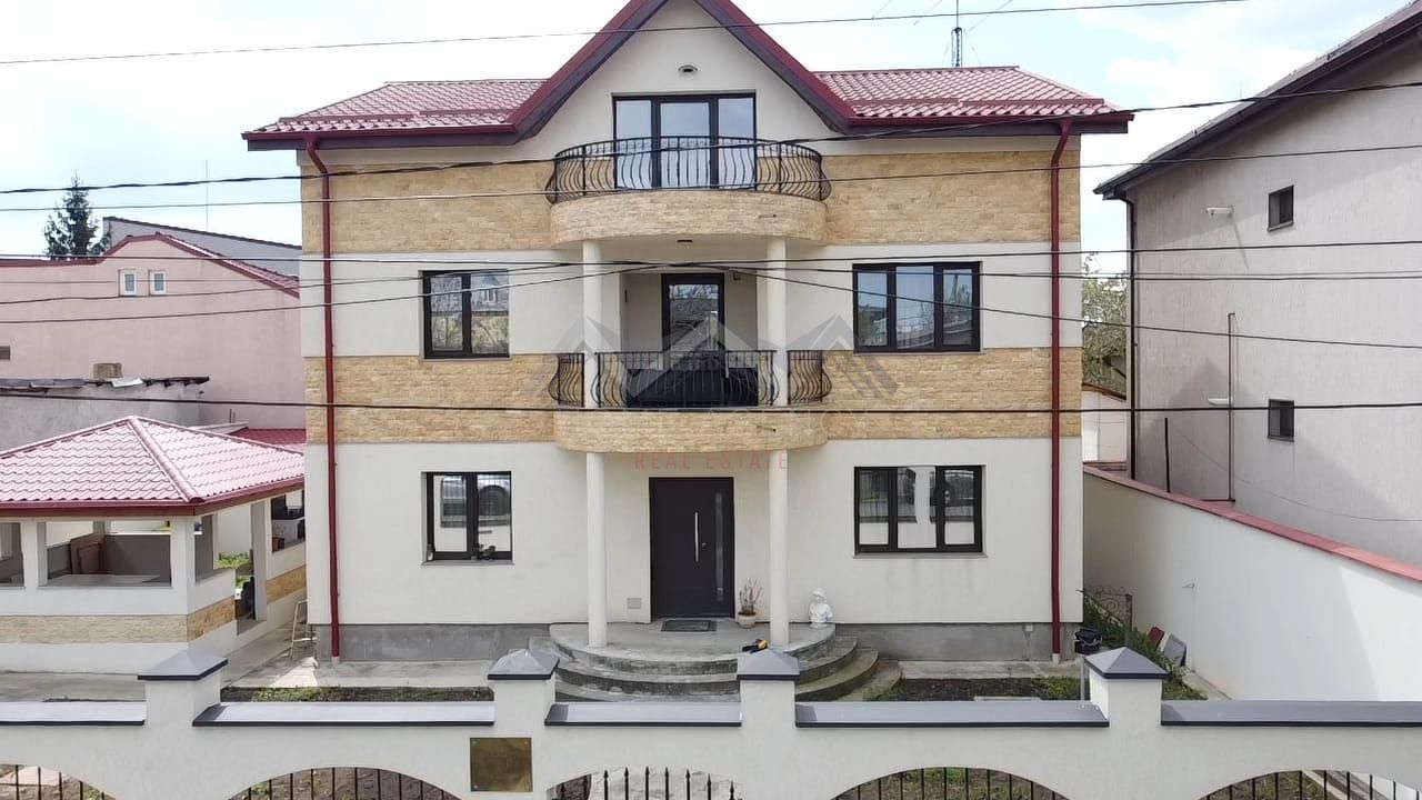Casă P+1+M spațioasă cu 9 camere de vânzare Voluntari, 425 mp teren - Poză 1