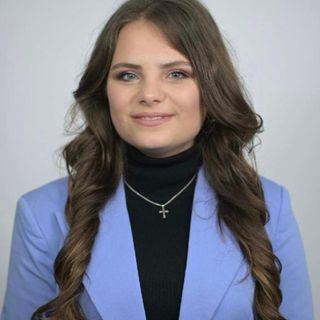 Mădălina Irimia - EPIC EXCLUSIVE ESTATE