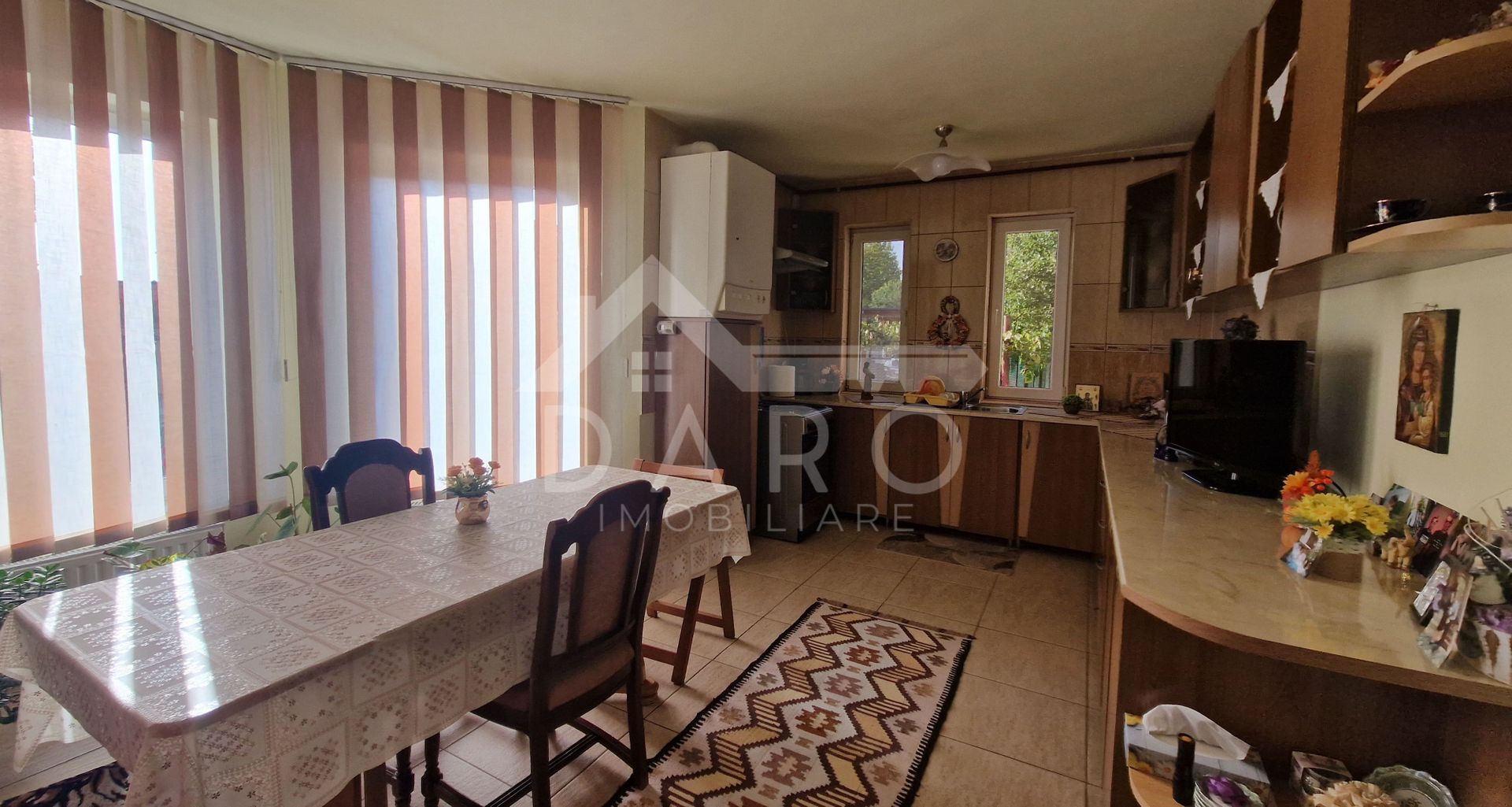 🏡 Casă de vânzare în Târgu Mureș – ideală pentru locuință - Poză 14