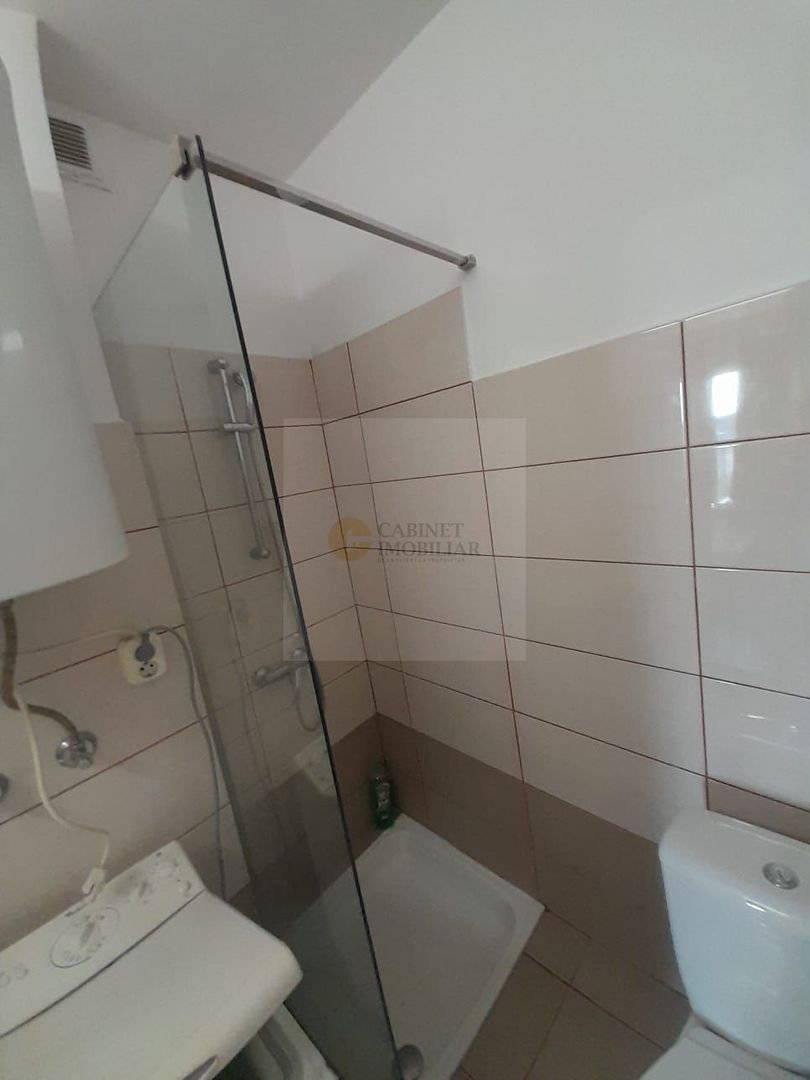 Garsoniera cu balcon  | 32mp  | Universitate  | Pretabil Airbnb - Poză 4