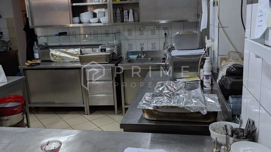 Spațiu Comercial Generos (384 mp) Amenajat ca Restaurant | Central - Poză 6