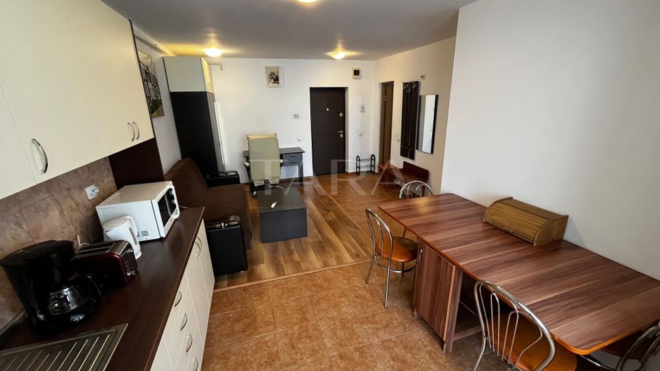 2 camere mobilat, parcare CF, zona Florilor Florești. - Poză 2