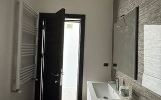 Apartament de vanzare 2 camere- vedere la mare - Poză 16