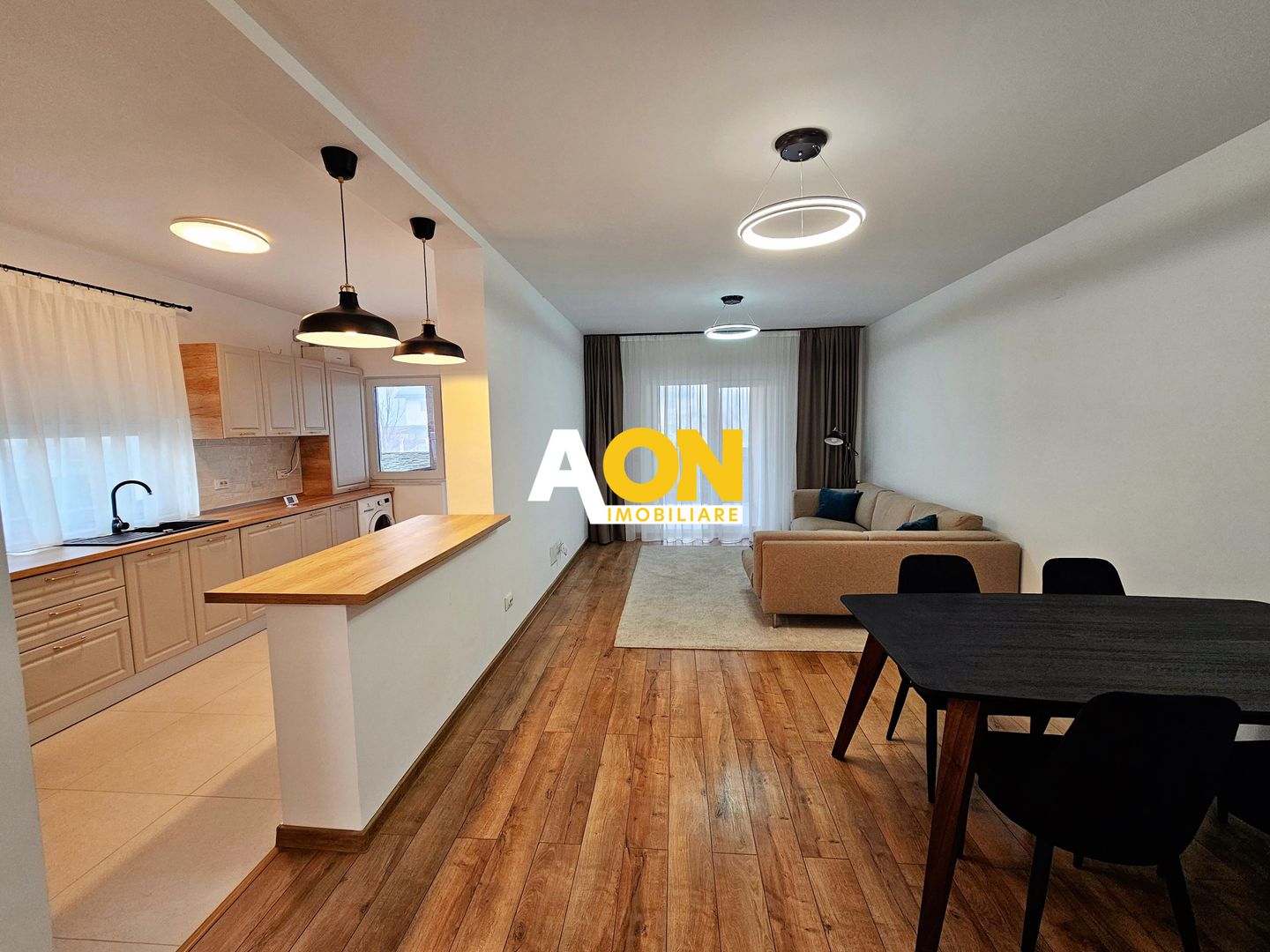 1/2 Duplex nou, cu finisaje la cheie, 4 camere, 200 mp teren, Cetate - Poză 1