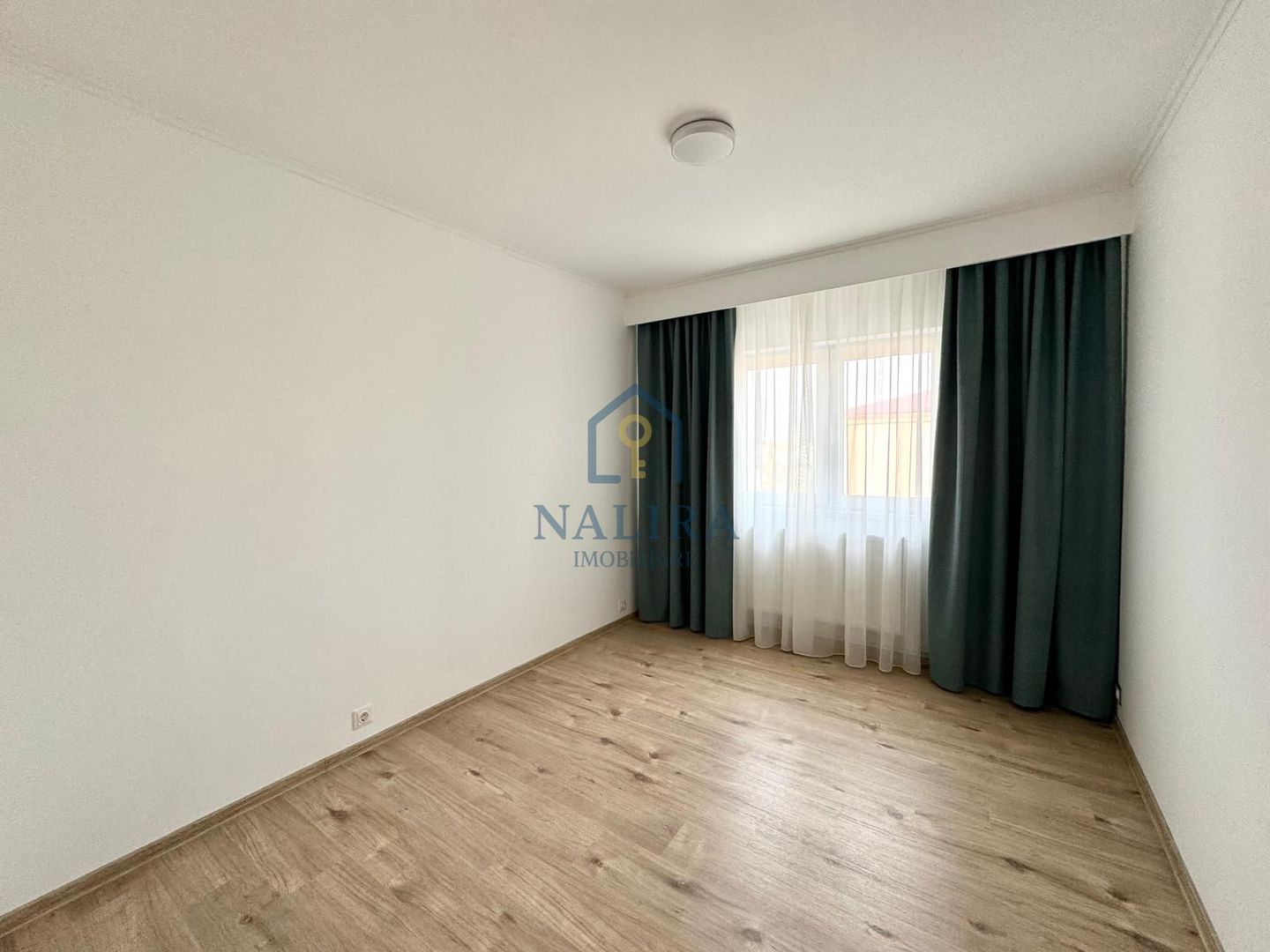 Chirie apartament CENTRAL cu 3 camere - Hortensiei - Poză 9