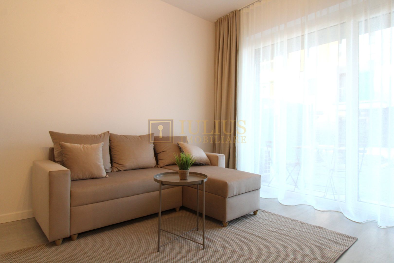 2 camere + curte + parcare, centrala proprie, Lipovei - Poză 1
