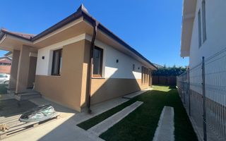 Casă de vânzare cu 3 camere in Sânmartin-Cihei, Bihor - Poză 2