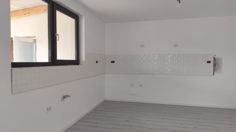 Vanzare casa noua parter, 4 camere langa Oradea, in Nojorid, Bihor - Poză 1
