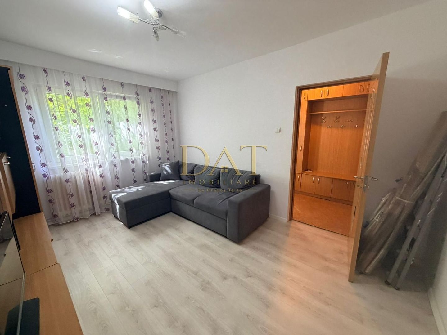Apartament 3 camere | 53 mp | zona linistita | mobilat | zona BIG - Poză 6