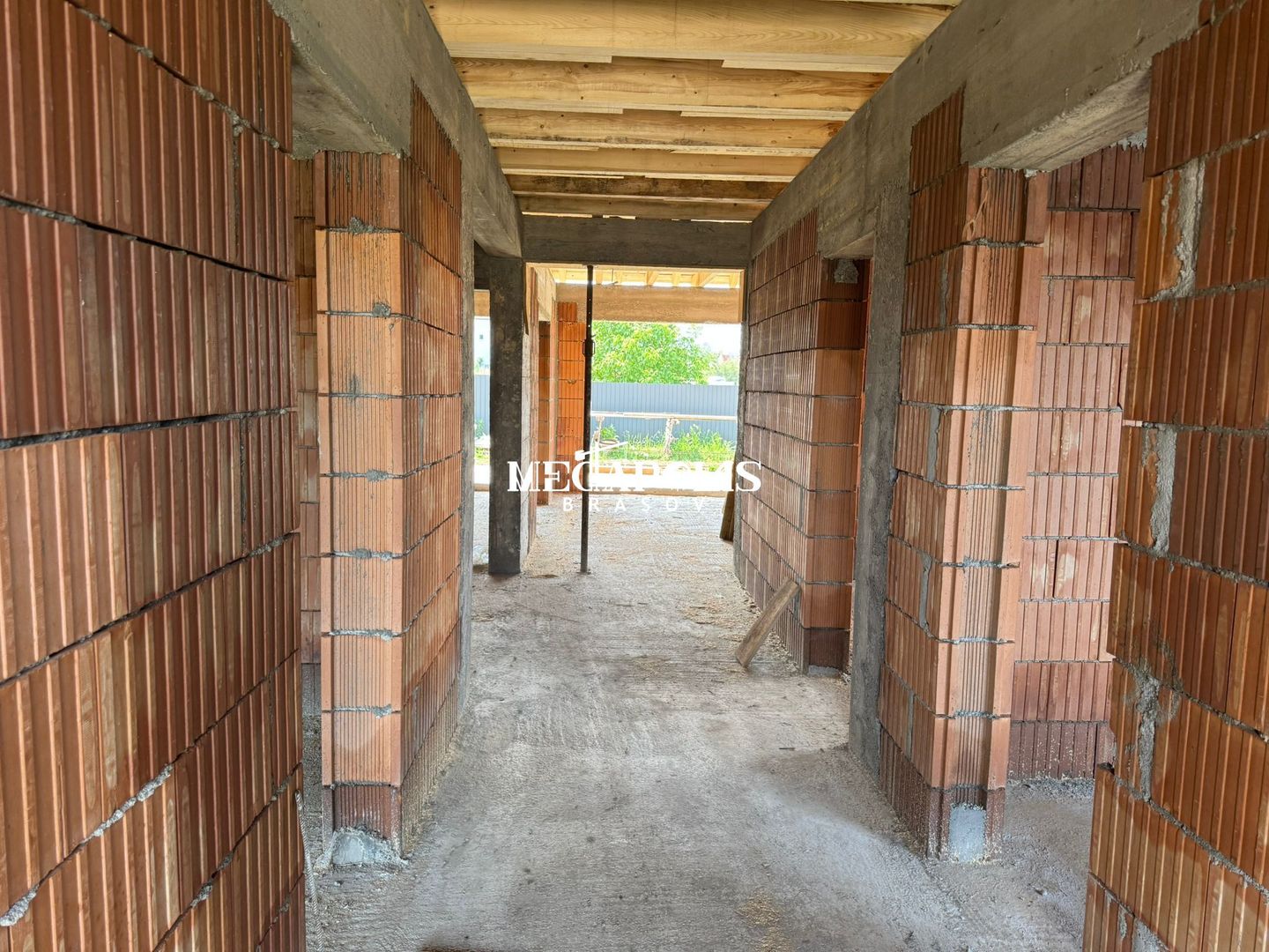 Vanzare Casa pe Parter  4 Camere  Brașov în Cartierul izvor - Poză 9