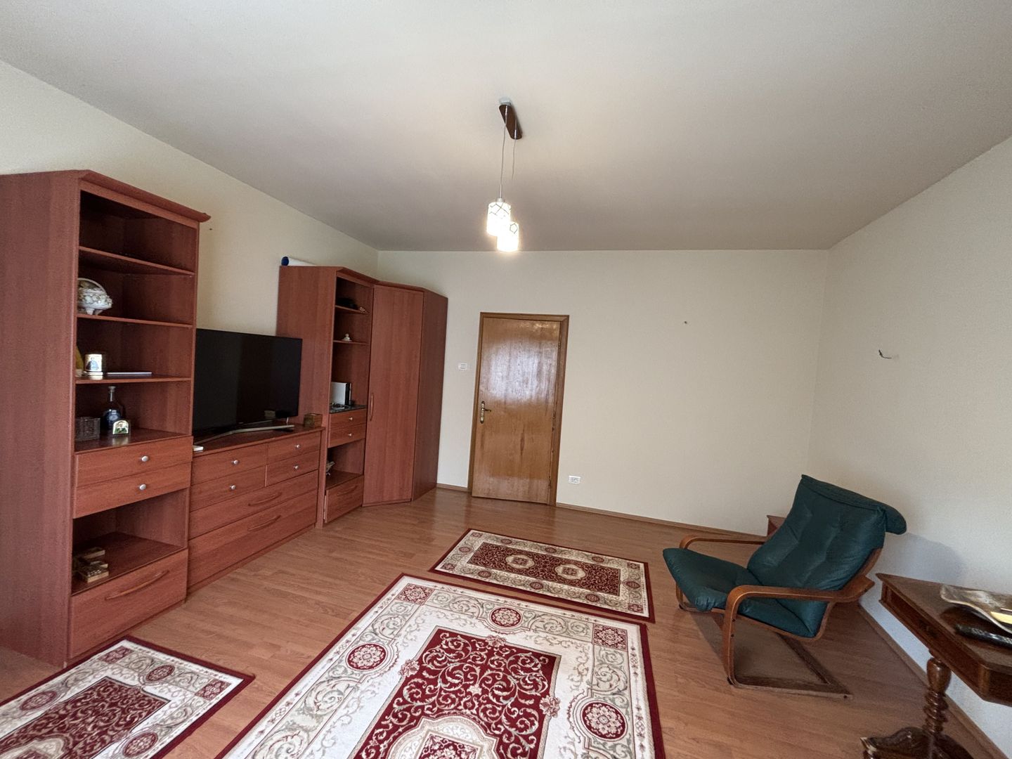 Apartament privat la casa la 5 minute de Piața Victoriei - Poză 14