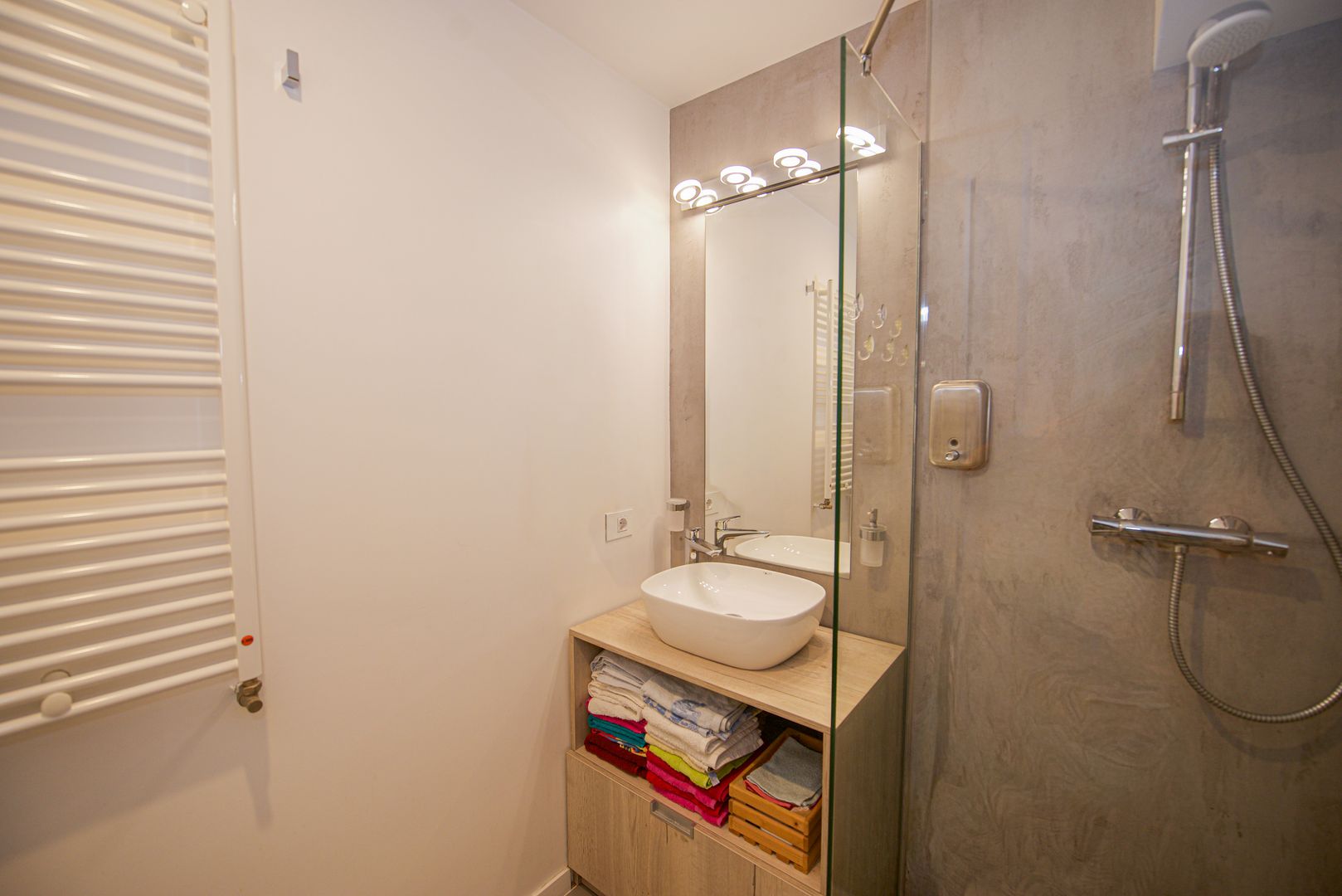 Penthouse 142mp | 4 camere | 2 bai si dressing | MetroCity Academiei - Poză 25