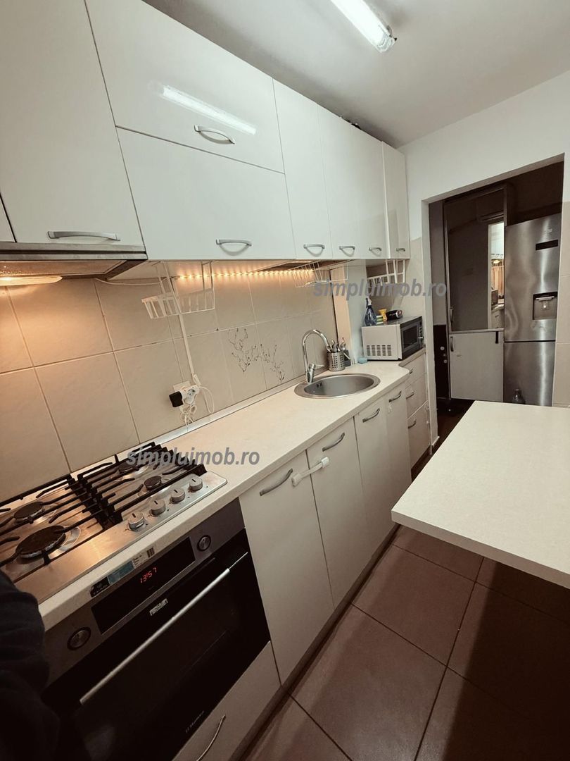 Loc de Parcare Decomandat Renovat 2 Camere Huedin - Poză 7