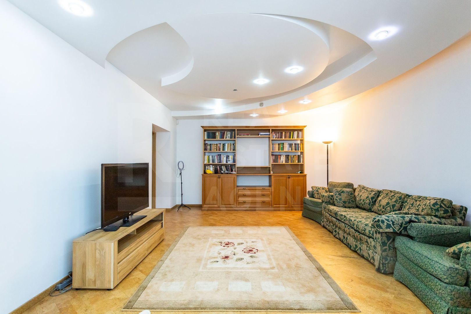 Chirie, apartament, 3 camere,  str. Mihail Sadoveanu, Ciocana - Poză 3
