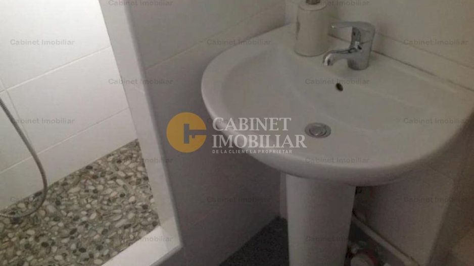 Etaj 3 bloc fara risc 2 camere zona Tatarasi-Dispecer - Poză 3