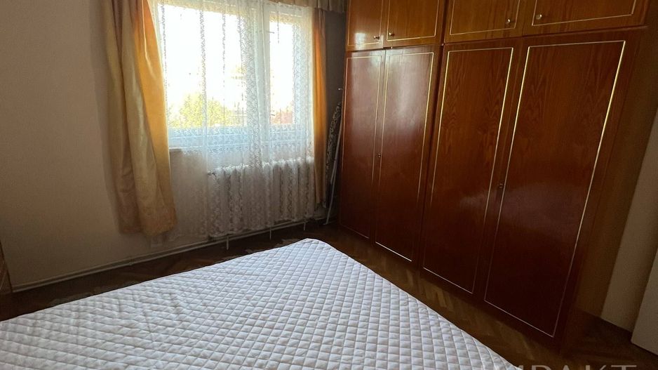 Apartament cu 4 carmere decomandat in Grigorescu - Poză 2