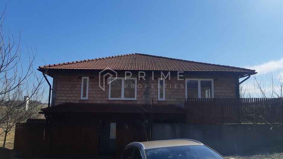 Casa la rosu de vânzare sau schimb cu apartament în Tg Mureș - Poză 6