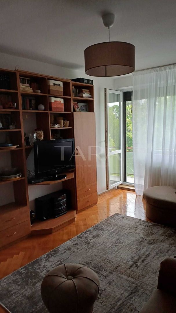 Apartament cu 3 camere decomandate – Gheorgheni, zona Mercur. - Poză 1