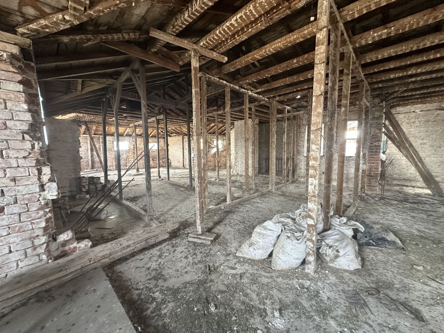 Vila Interbelica | S+P+2+M | Structura Consolidata - Poză 15