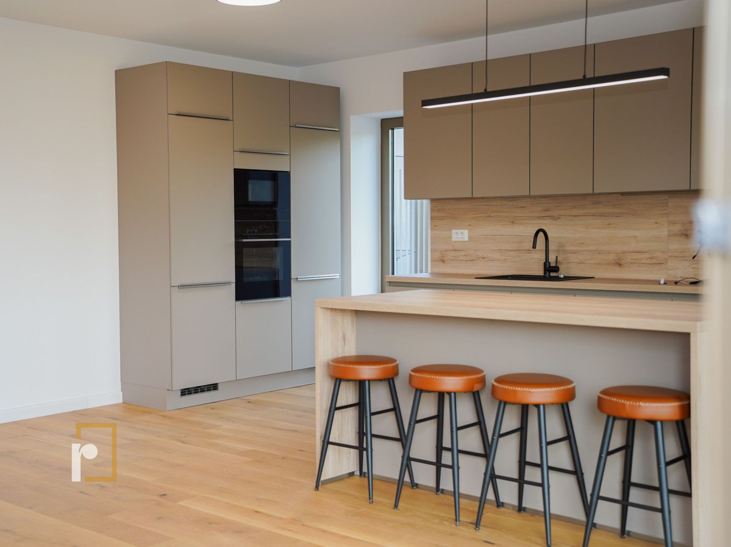APARTAMENT 2 CAMERE | GREEN LAKE | LOC DE PARCARE | GRADINA 168MP - Poză 2