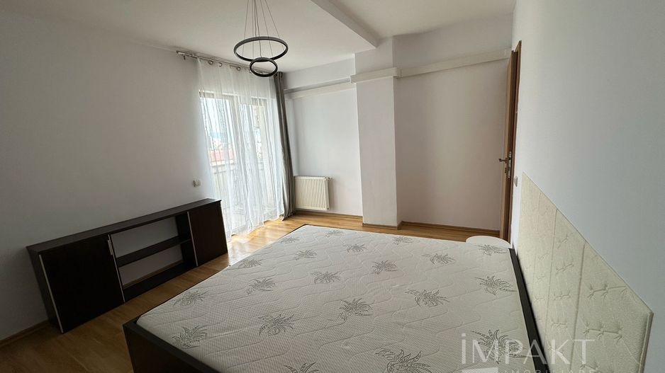 Apartament de inchiriat cu 3 camere,zona semicentrala! - Poză 8