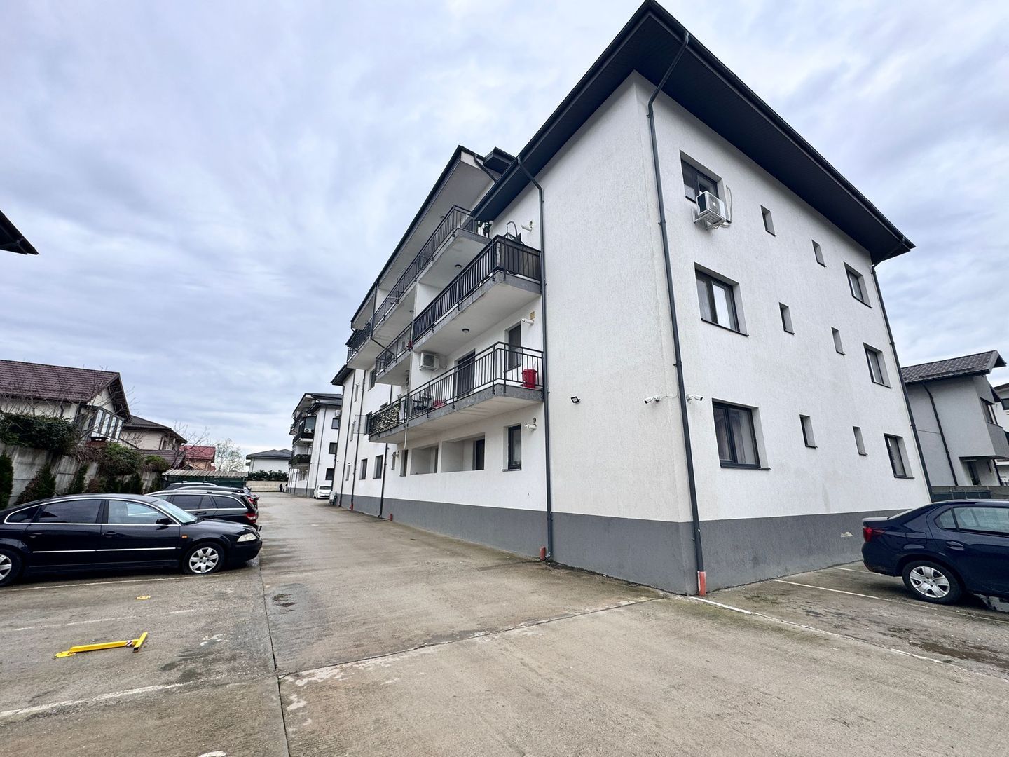 AP. 2 CAMERE - MOBILAT, BUCATARIE INCHISA, PARCARE INCLUSA,COMISION O% - Poză 12