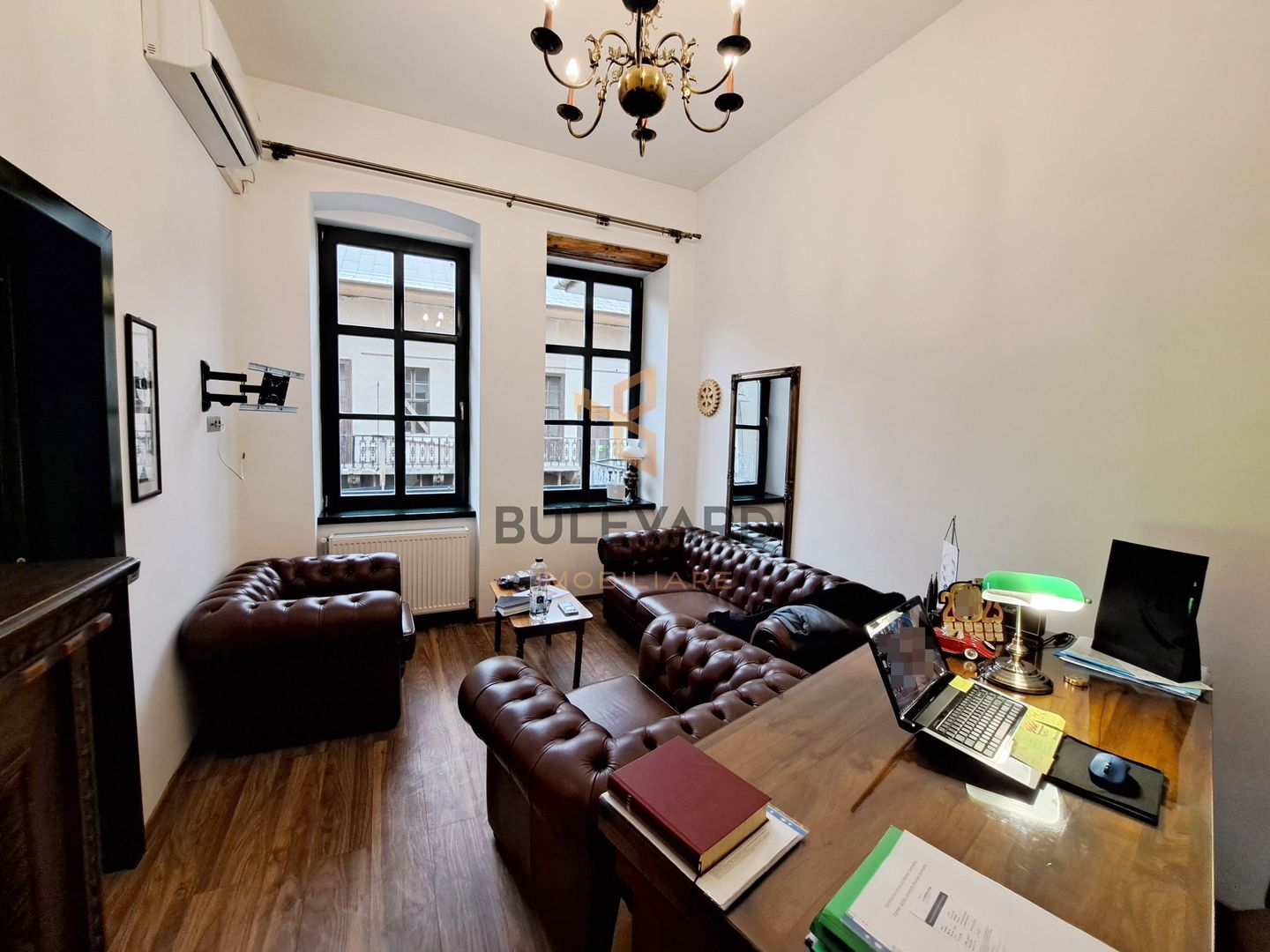Apartament ultracentral, langa Primarie! - Poză 1