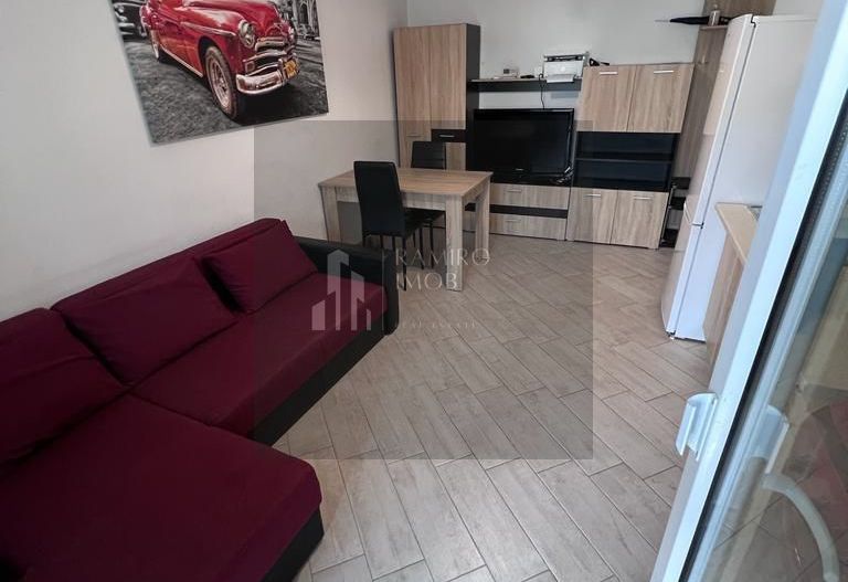 Apartament tip studio 40 mp/ Metalurgiei/ sector 4/ AN 2000 - Poză 9
