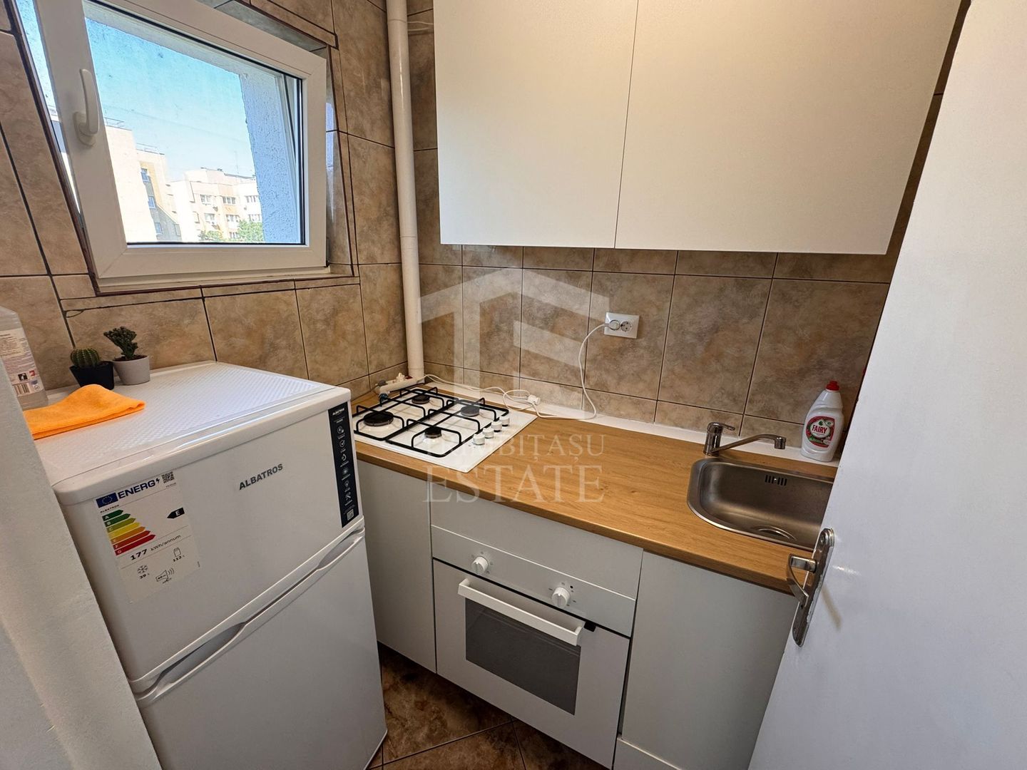 Garsoniera Drumul Taberei 18mp 8/10 7 minute metrou - Poză 3