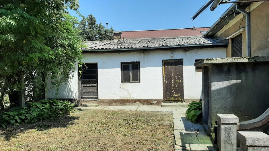 BRASADAS vinde casa cu 3 camere, zona LIDL (mal drept Someş). - Poză 4