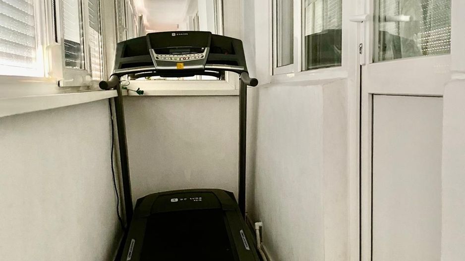 Griviței 2 cam circular, 5/7, mobilat, utilat, centrala proprie - Poză 14