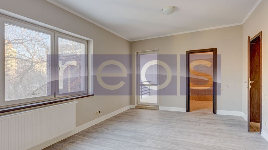 VANZARE VILA 7 CAMERE + GARAJ | 217 MP | TERASA 65 MP | ZONA BANEASA - HERASTRAU - Poză 15