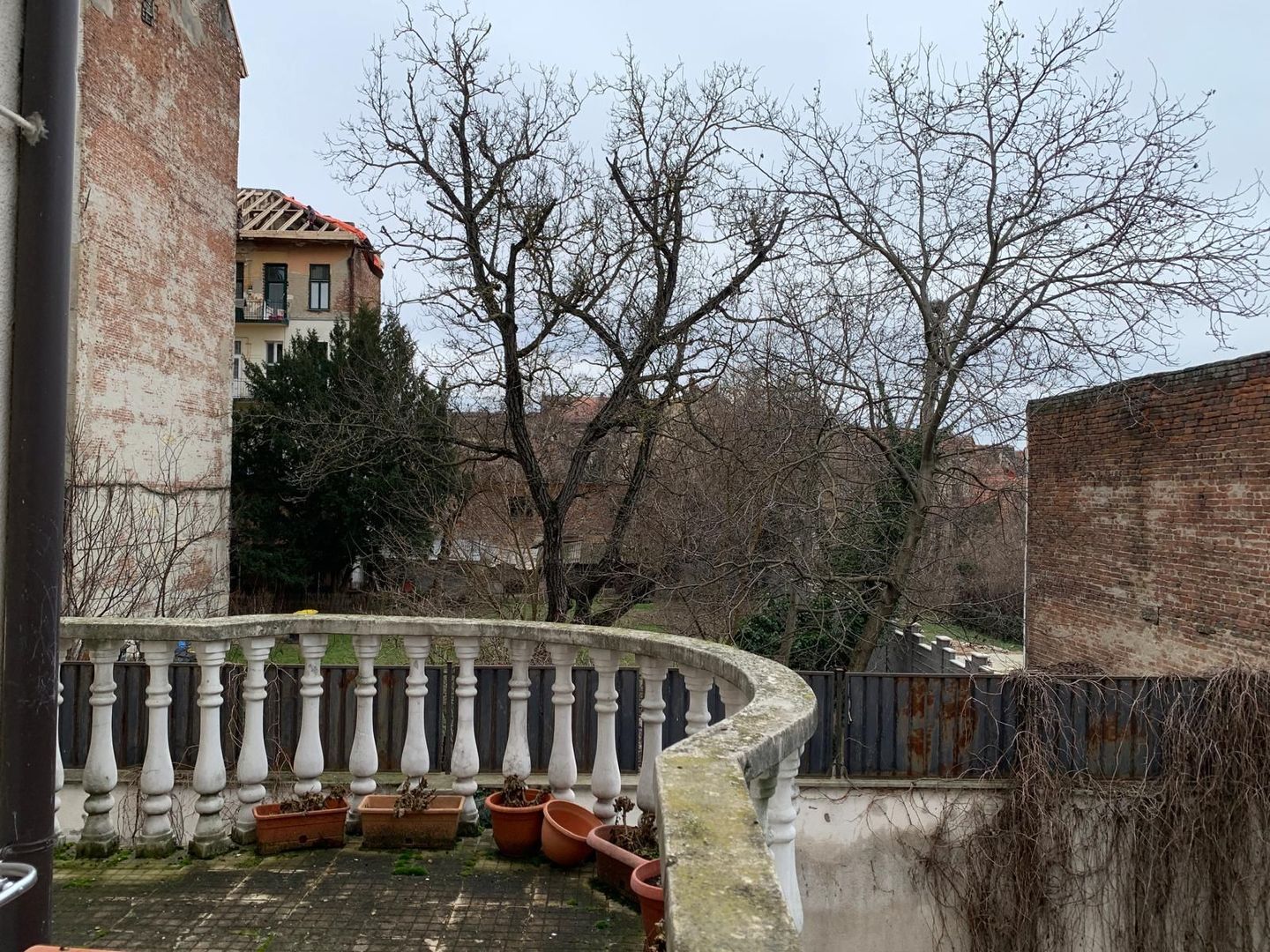 Casa versatila   P+E+M in zona  isorica Sinaia - Poză 16