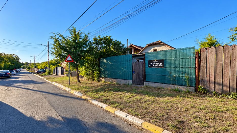 Casă cu teren 460mp | Valu lui Traian - Poză 1
