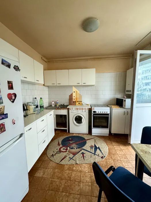 | Apartament cu 3 camere de vanzare | Cartierul Grigorescu | Etaj intermediar | - Poză 2