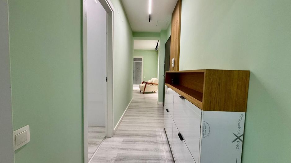 COSMOPOLIS - Apartament cu 3 camere si gradina, mobilat si utilat. - Poză 16