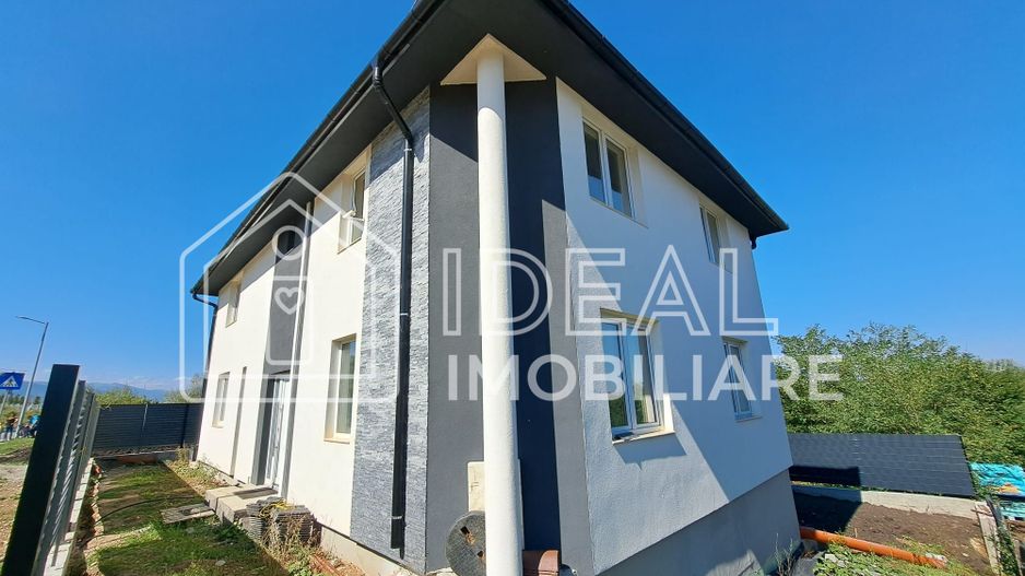 Casa Individuala LA CHEIE cu 250 mp utili, zona Strand - Poză 1