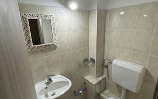 3 camere | centrala proprie | 2 bai | mobilat si utilat | zona excelenta | - Poză 13