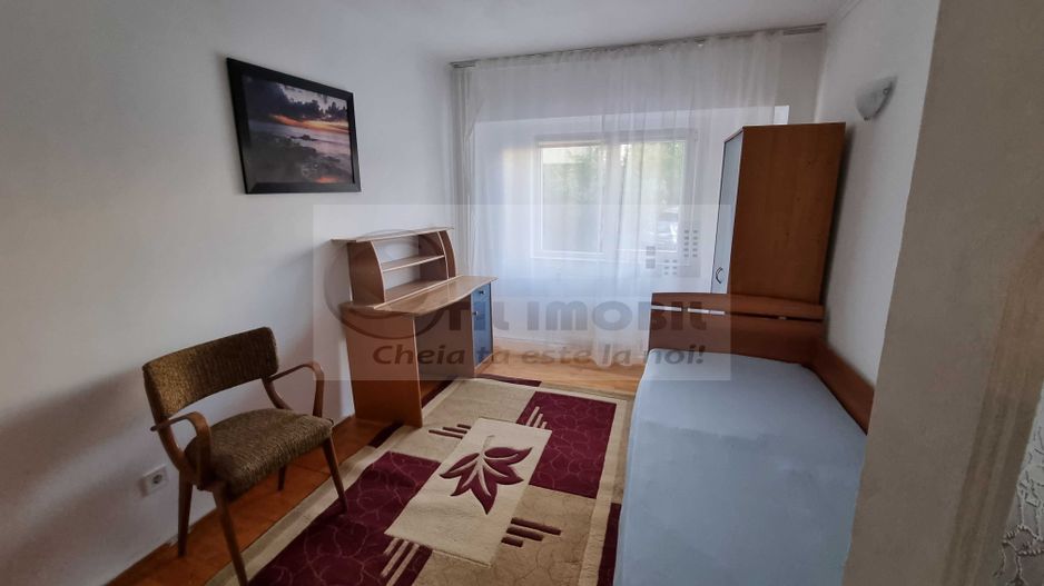 Inchiriere apartament 4 camere Nicolina - 690 euro - Poză 4