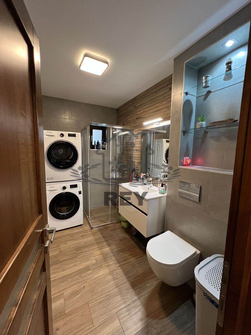 Casă de tip triplex la vânzare 6 camere /Șelimbăr /Secția 1 de Poliție - Poză 22