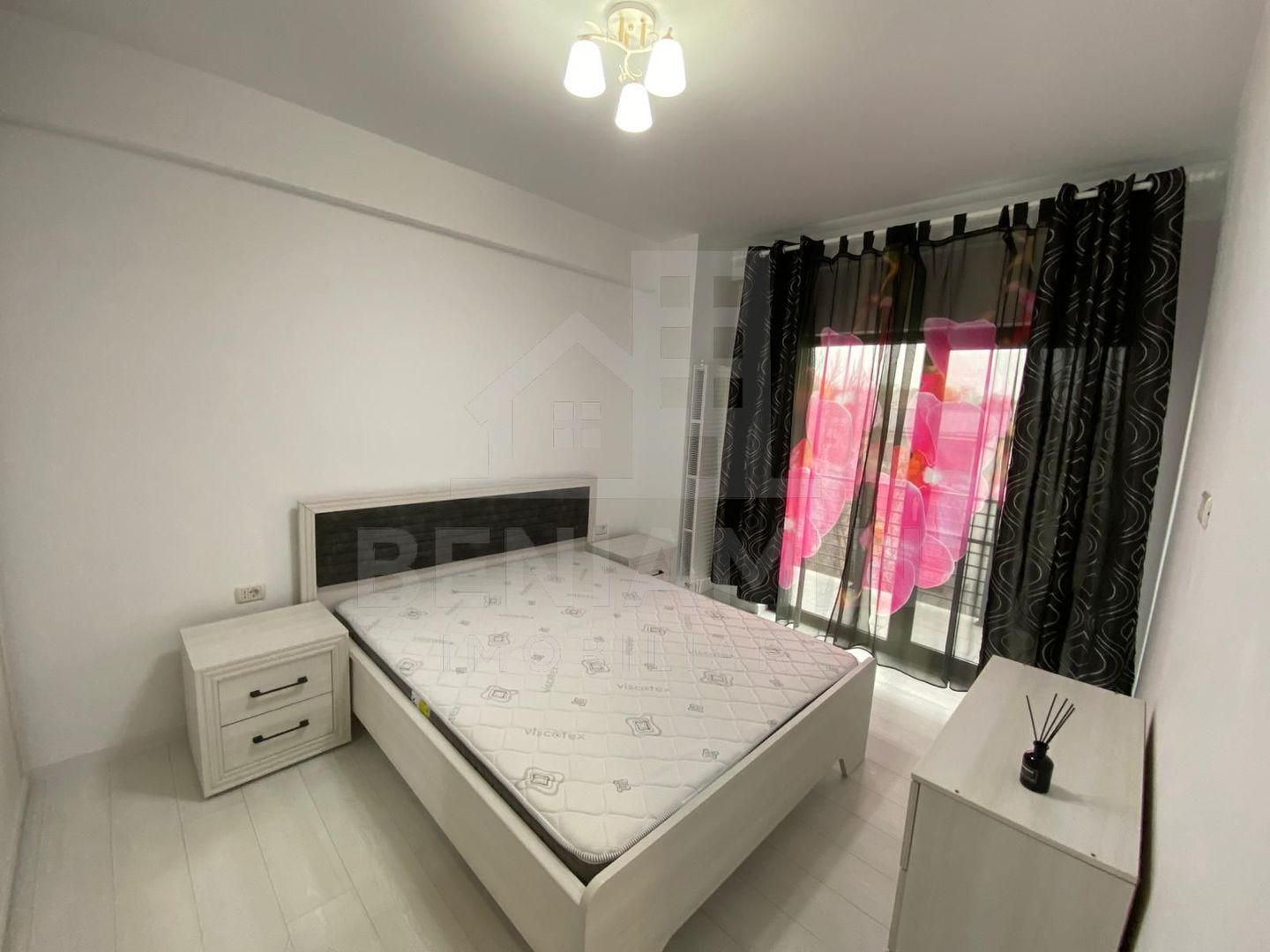 Apartament open space | Prima închiriere | Bloc nou | Zona Consul - Poză 5