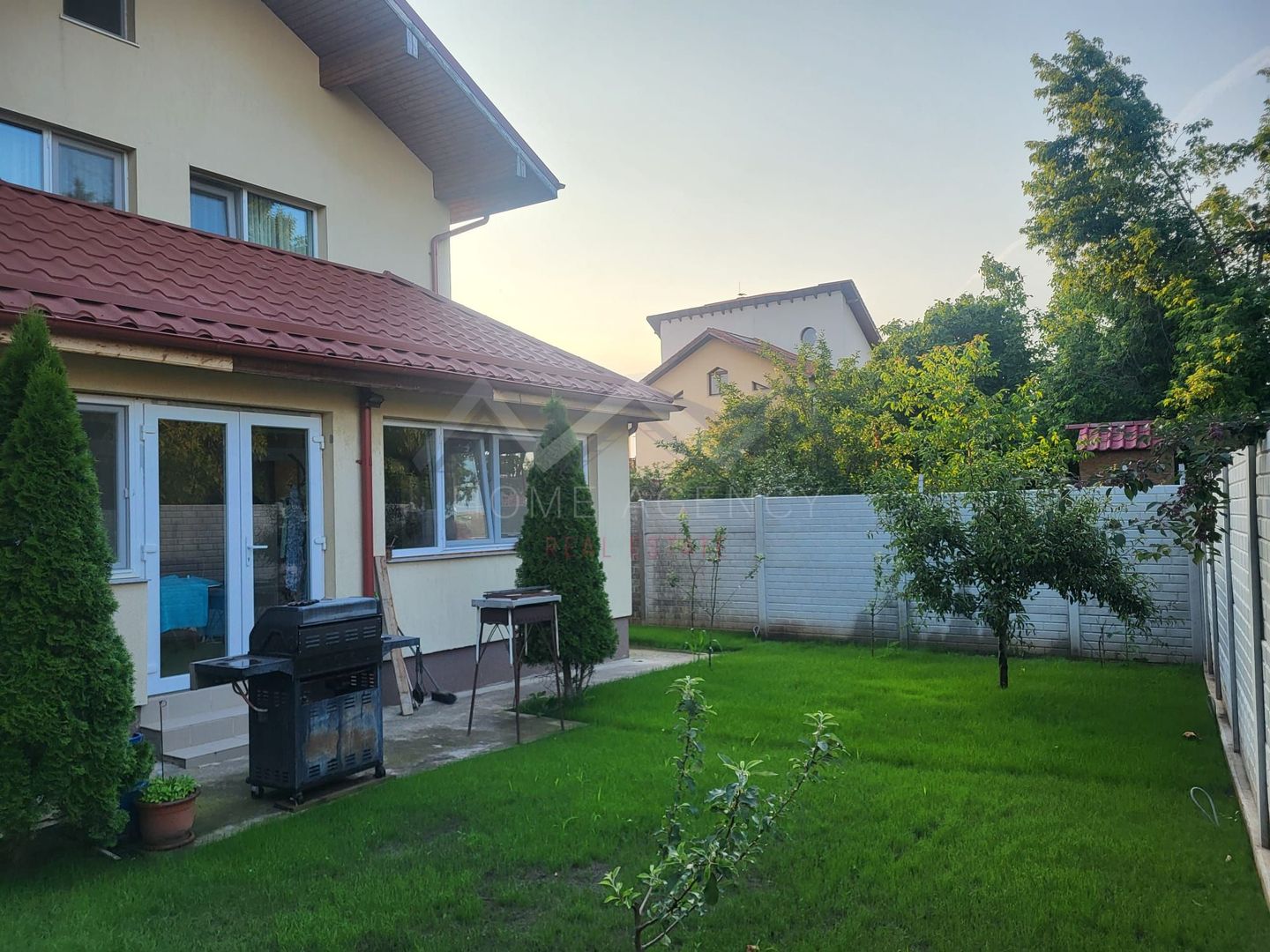 Casă de vânzare în Otopeni – 4 camere, 140 mp utili, central, ideal familii - Poză 4