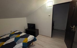 Casa cu 2 camere si living - zona Centrala, Piata Independentei - 700€ - Poză 4