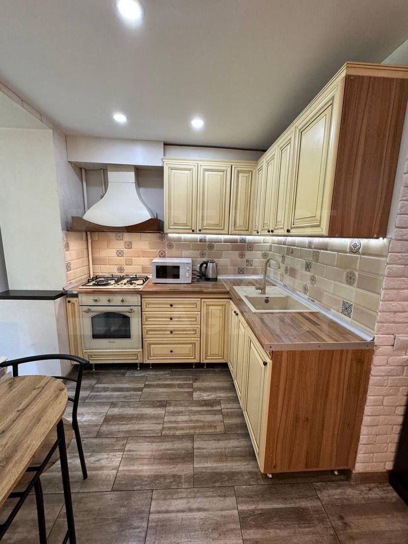 Vânzare, apartament, o cameră, str. Florilor, Râșcani - Poză 1