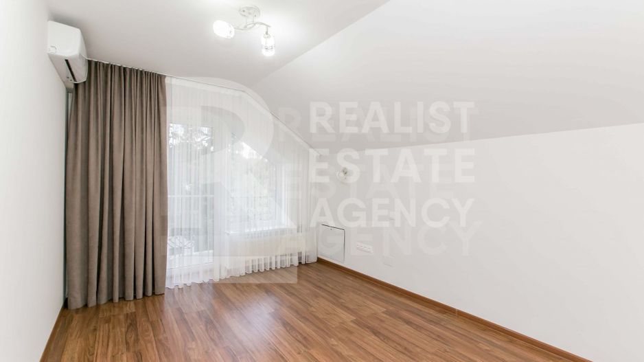 Chirie, casă, 3 nivele, 5 camere, str. Timiș, Centru - Poză 24