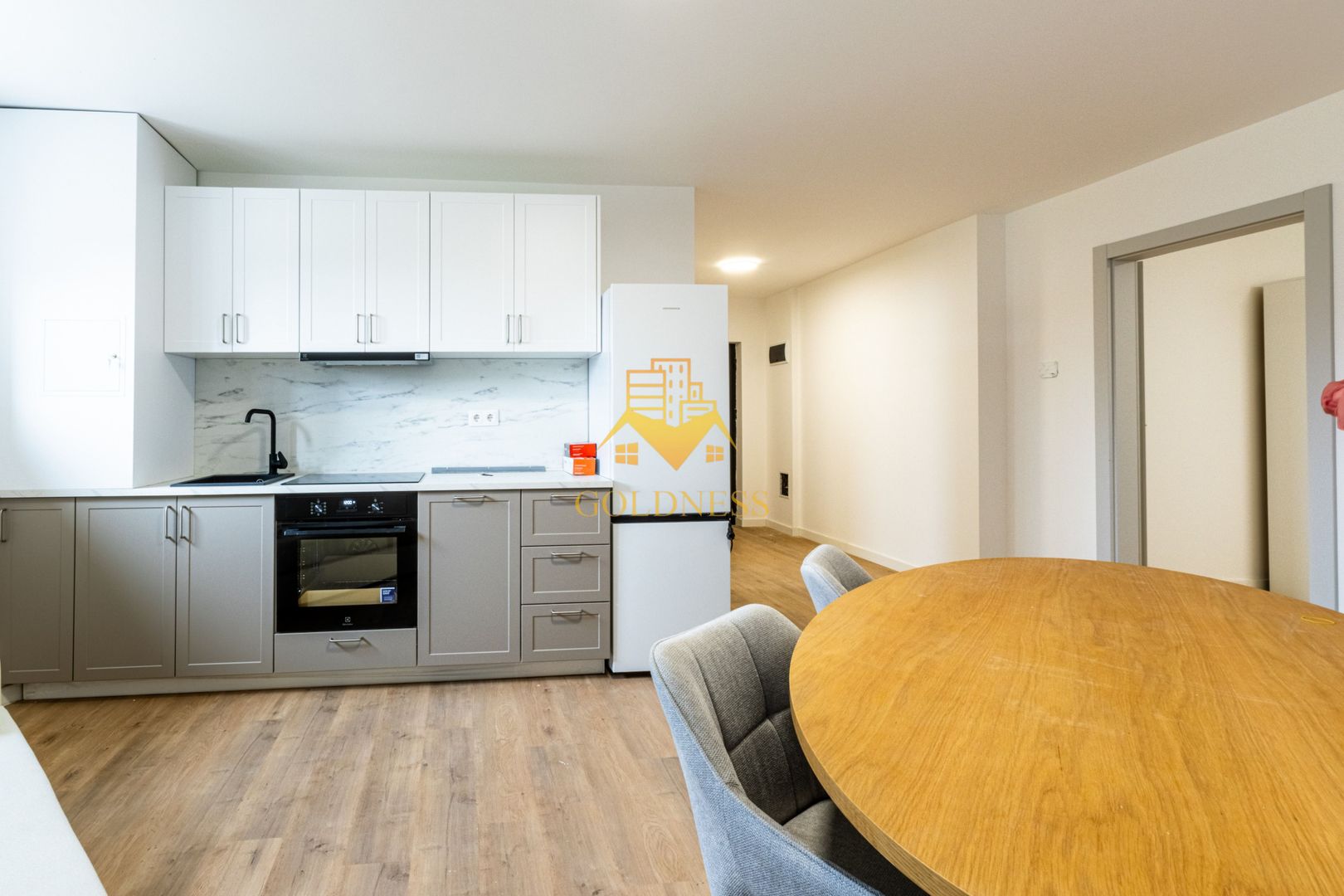 2 camere,parcare,bloc nou,Europa Zona Eugen Ionesco, Luminia, Moldovan - Poză 5