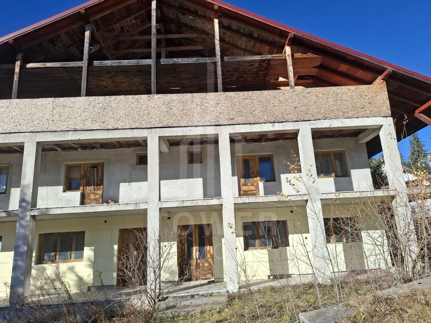 Pensiune de vânzare în Păltiniș – oportunitate de investiție - Poză 5